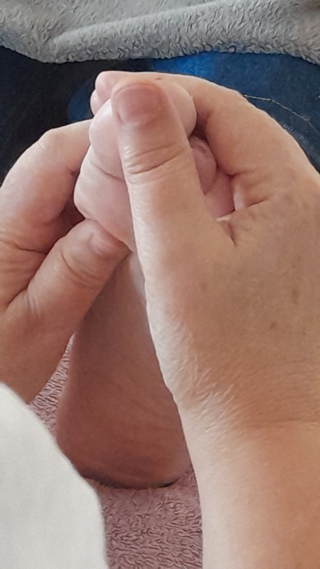 Voetreflexologie tijdens de ontsluitingsfase en bevalling